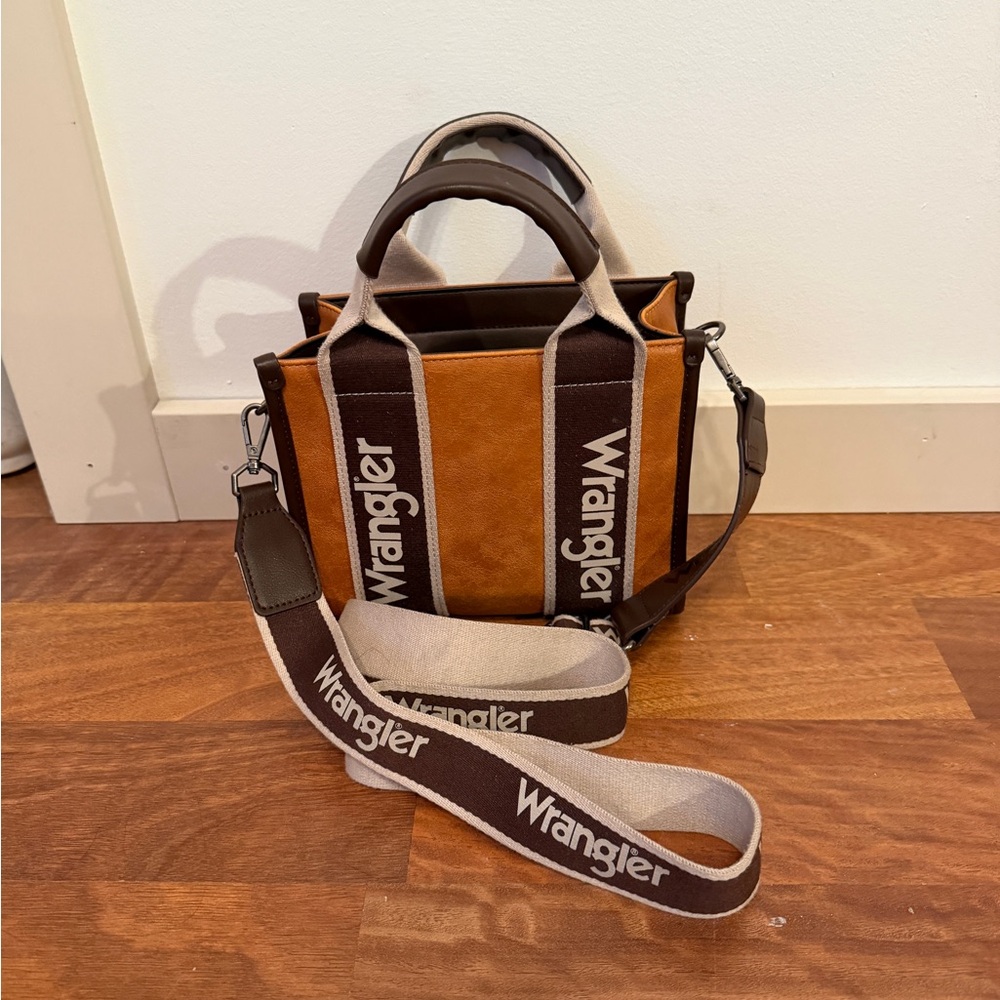 Wrangler Brown and Tan Crossbody Bag with Vintage look
